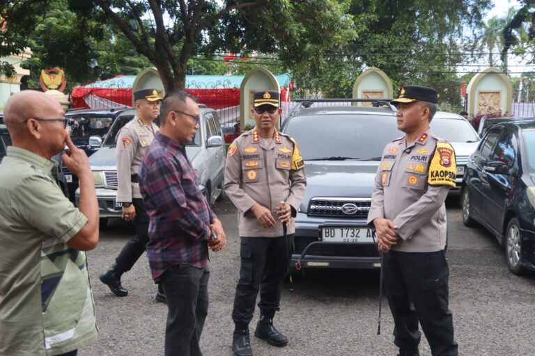 Pastikan Kondusivitas Natal, Kapolda Bengkulu Bersama PJU Tinjau Sejumlah Gereja