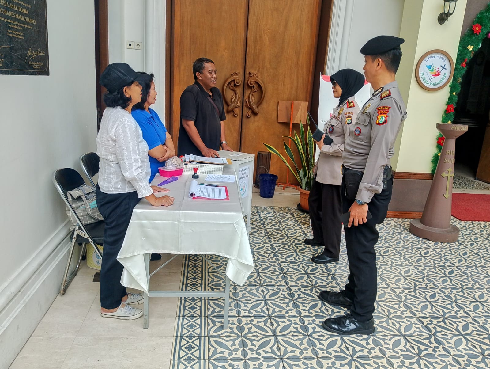 Jelang Nataru 2025–2026, Polri Intensifkan Patroli Dialogis Amankan Gereja dan Objek Vital