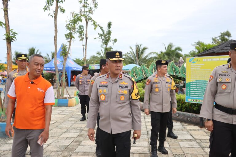 Kapolda Bengkulu Tinjau Objek Wisata Tirta Amerta Waterpark Kota Bengkulu