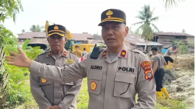Gotong Royong Berkelanjutan, Polres Aceh Selatan Normalisasi Sungai dan Saluran Air Pascabanjir Trumon Tengah