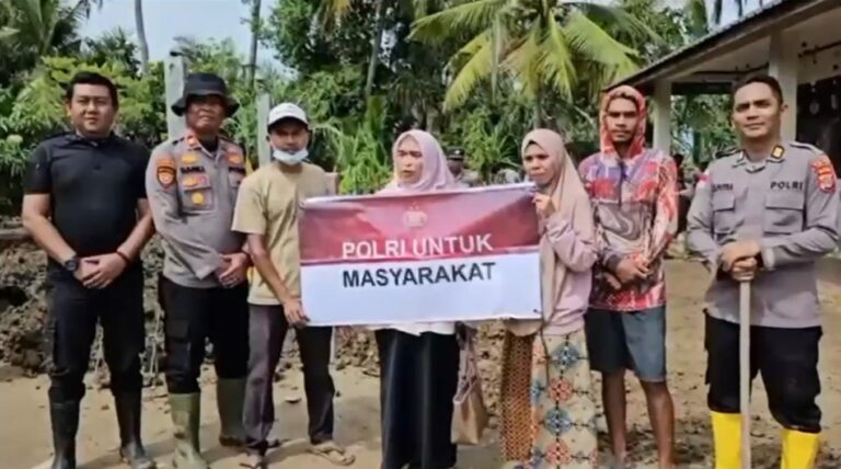 Gotong Royong Polri dan Masyarakat, Polres Pidie Jaya Percepat Pemulihan Pascabanjir dan Fasilitas Pendidikan