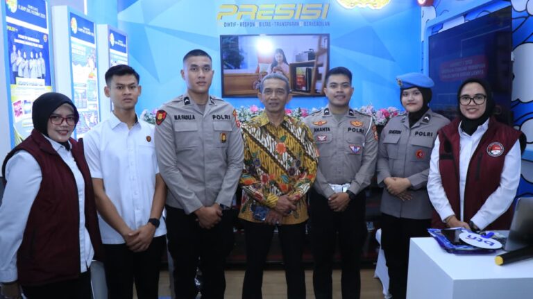 956 Pengunjung Padati Booth Polri, Raih Juara Terbaik 3 pada Pameran Kampung Hukum MA 2026