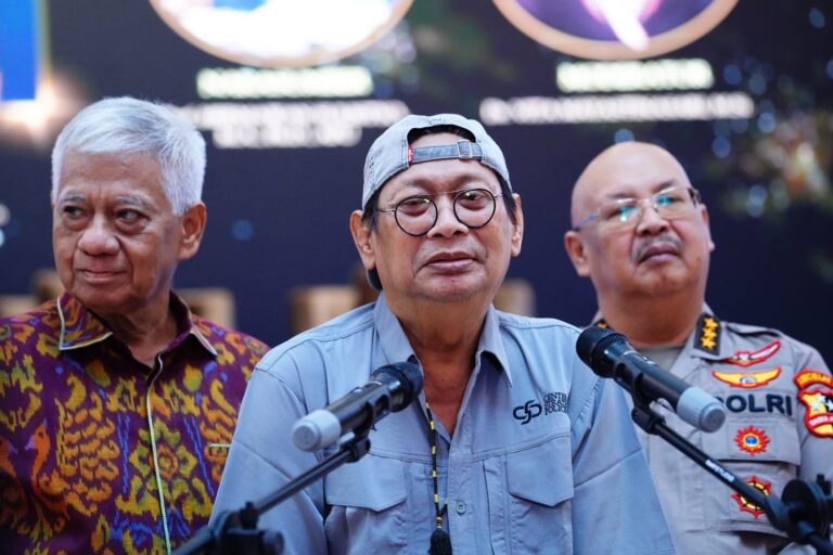 Bedah Buku “Alter Ego Listyo Sigit Presisi”, Prof. Hermawan Paparkan Dinamika Kebijakan Kapolri di Tengah Reformasi Polri