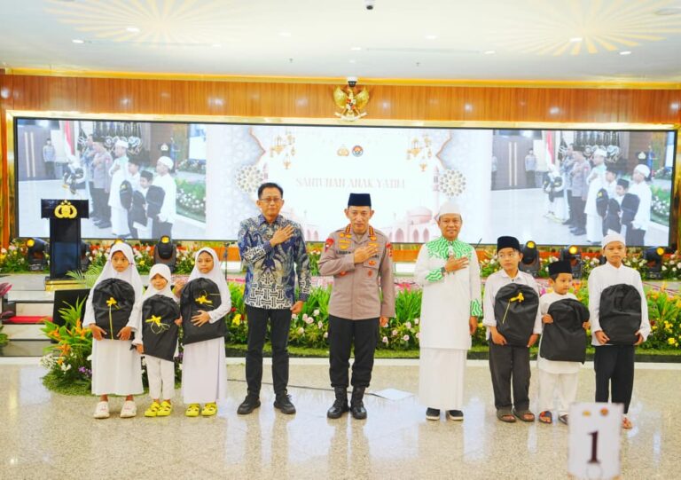 Bagikan Takjil dan Buka Puasa Bersama Bareng Insan Pers, Kapolri: Suara Media Suara Publik