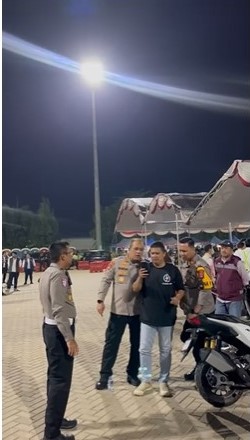 Polri Siaga dan Humanis, Dampingi Pemudik Terima Kabar Duka Saat Mudik