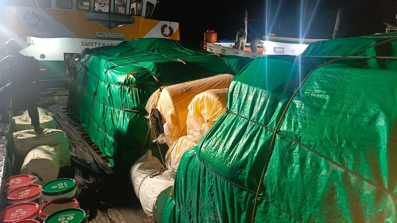 Satgas Ops Damai Cartenz Bersama Polres Yahukimo Jamin Keamanan Logistik Pasca Gangguan Kamtibmas di Perairan Yahukimo