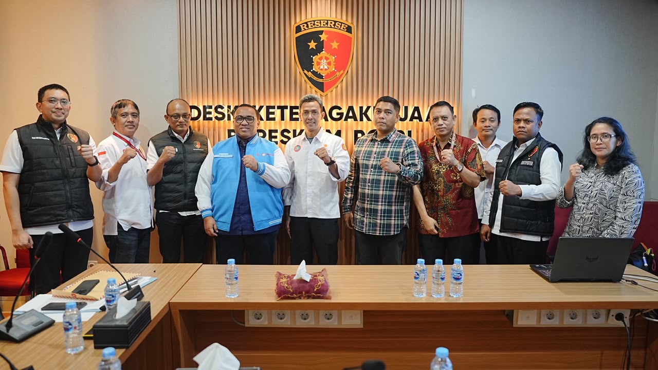 Desk Ketenagakerjaan Polri Berhasil Mediasi Sengketa PT Kerta Gaya Pusaka, 131 Pekerja Terima Hak Senilai Rp10 Miliar